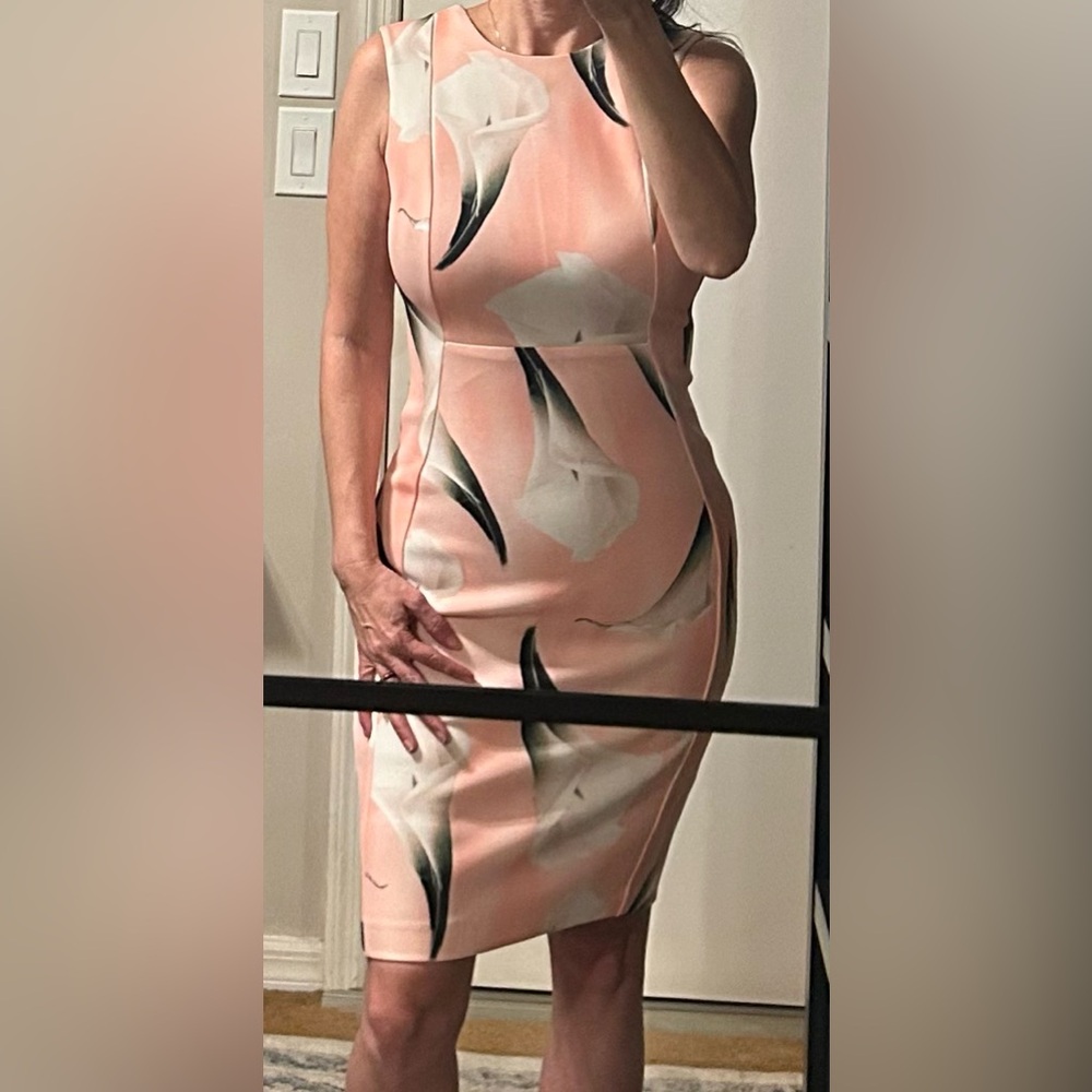 Calvin Klein Sleeveless Scuba Stretch Knee-Length Sheath Dress in Pink Floral